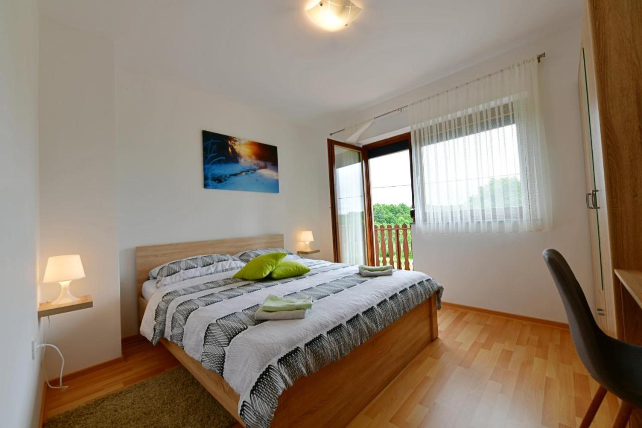 Apartman Mate Rakovica Eksteriør billede